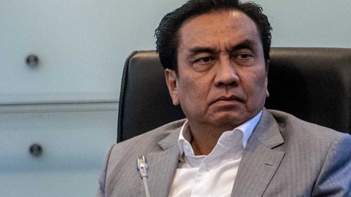 Effendi Simbolon Anak Tentara Kritik TNI AL Dengan Keras Effendi Simbolon Anak Tentara Kritik TNI AL Dengan Keras