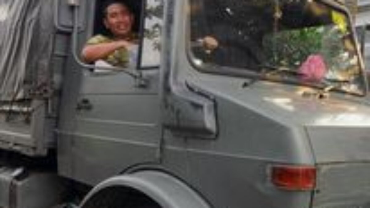 Kiat Lolos Tilang Sama Polantas, Tunjukan Berita Ini Kiat Lolos Tilang Sama Polantas, Tunjukan Berita Ini