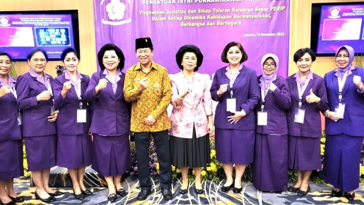 Ny Endah Ade Supandi Ketua Umum PERIP TNI Polri Masa Bakti 2022-2027 Ny Endah Ade Supandi Ketua Umum PERIP TNI Polri Masa Bakti 2022-2027