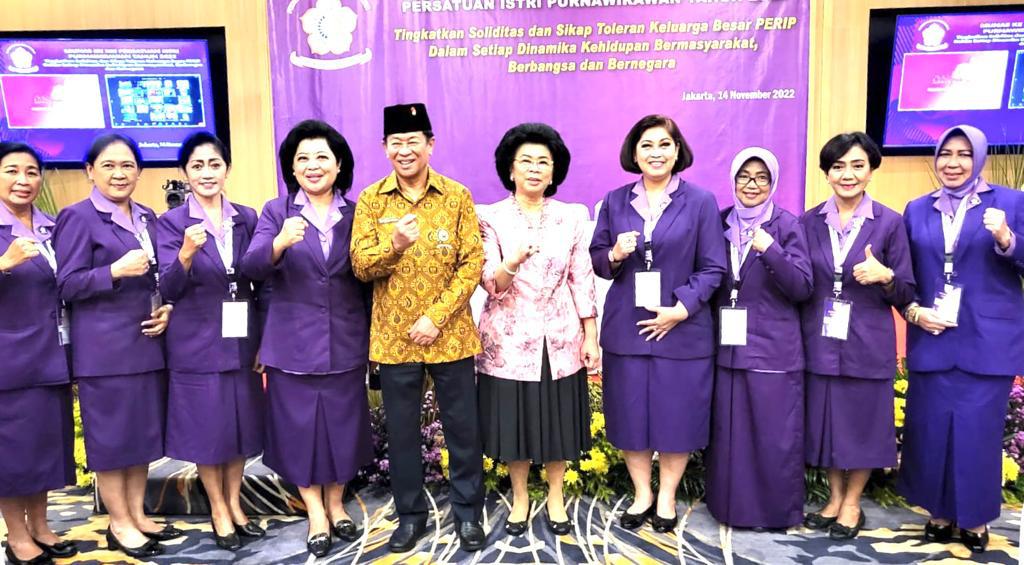 Ny Endah Ade Supandi Ketua Umum PERIP TNI Polri Masa Bakti 2022-2027