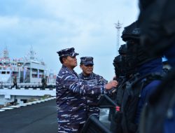 Admiral Inspection Tradisi TNI AL Jelang Pergantian Kasal