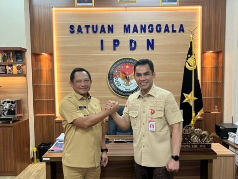 Mendagri Prof Tito Karnavian dan Brigjen Singgamata Kasat Manggala IPDN Kemendagri