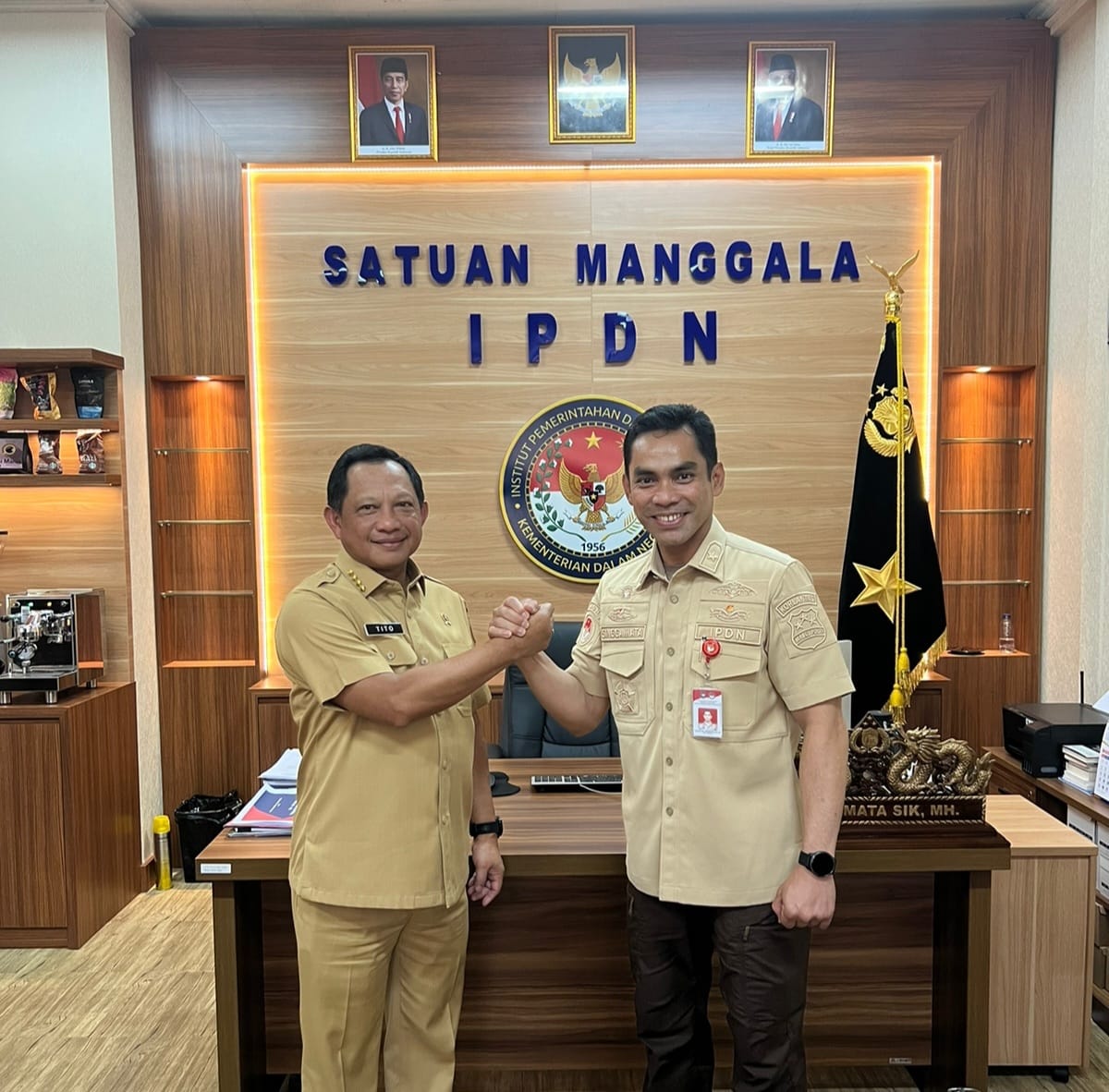 Mendagri Prof Tito Karnavian dan Brigjen Singgamata Kasat Manggala IPDN Kemendagri