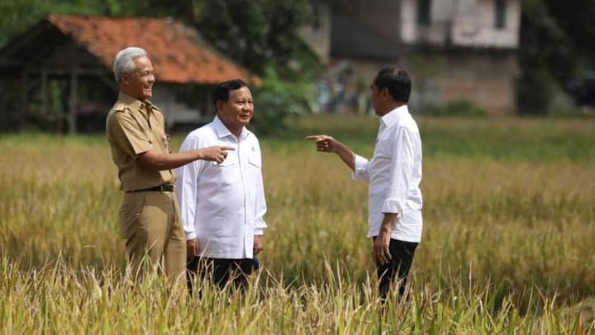 Kode Keras Jokowi Pasangkan Prabowo Ganjar, Klik Ini Kode Keras Jokowi Pasangkan Prabowo Ganjar, Klik Ini
