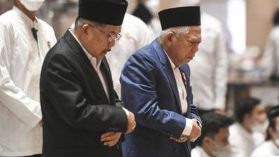 Mantan Wapres dan Wapres Indonesia Bersama Panglima TNI Sholat Ied di Istiqlal