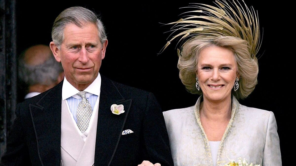 Queen Consort Camilla Akan Bergelar ‘Queen Camilla, Mother of the Nation’ Jika King Charles III Meninggal Queen Consort Camilla Akan Bergelar ‘Queen Camilla, Mother of the Nation’ Jika King Charles III Meninggal