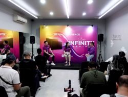 Grand Launching Smart TV iFFALCON