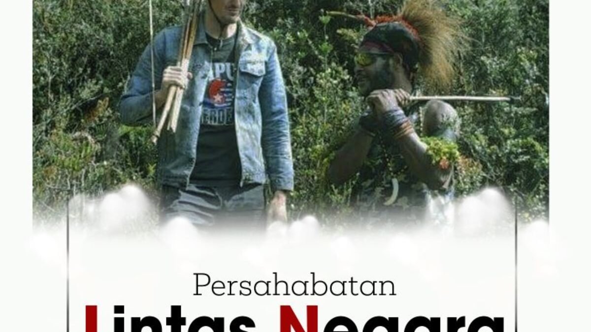 Foto Pilot Susi Air Dengan Caption Persahabatan Lintas Negara Mengundang Tanya Foto Pilot Susi Air Dengan Caption Persahabatan Lintas Negara Mengundang Tanya