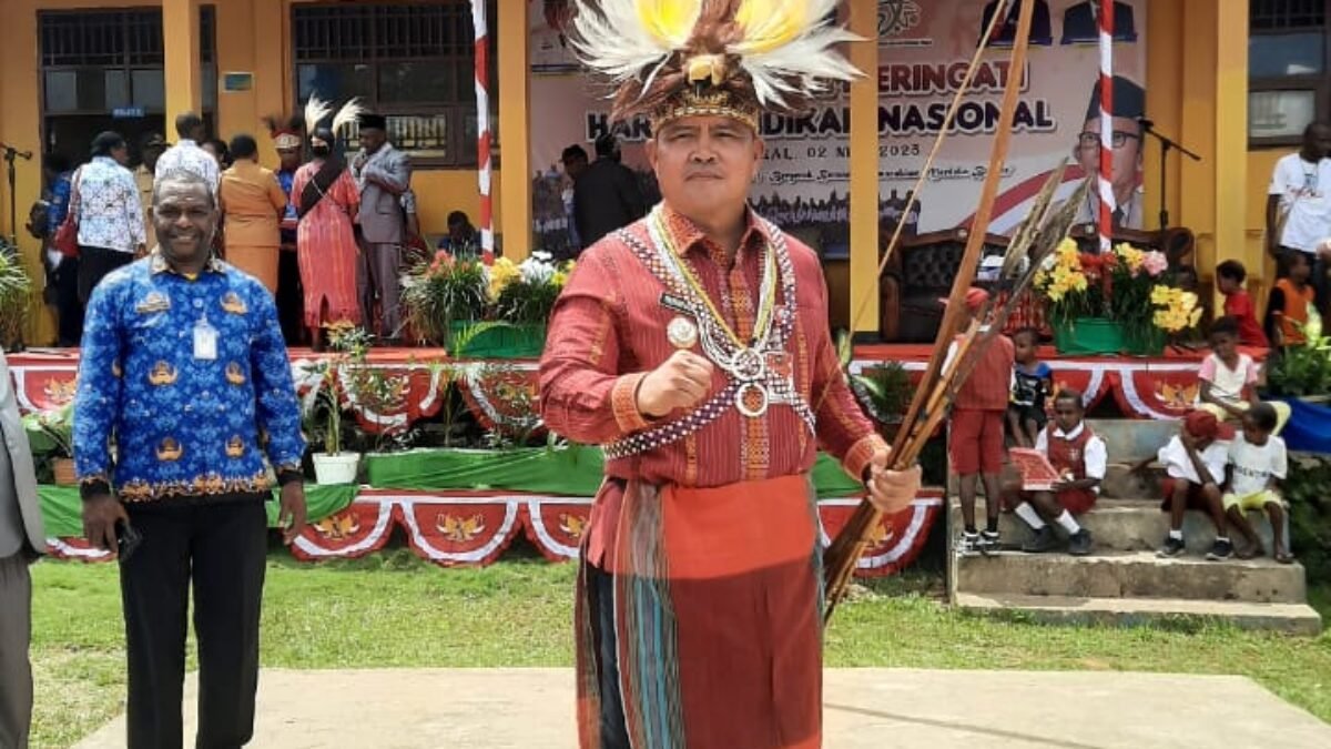 Pj Bupati Maybrat Komit Dorong Pendidikan Bagi Generasi Emas Maybrat Pj Bupati Maybrat Komit Dorong Pendidikan Bagi Generasi Emas Maybrat