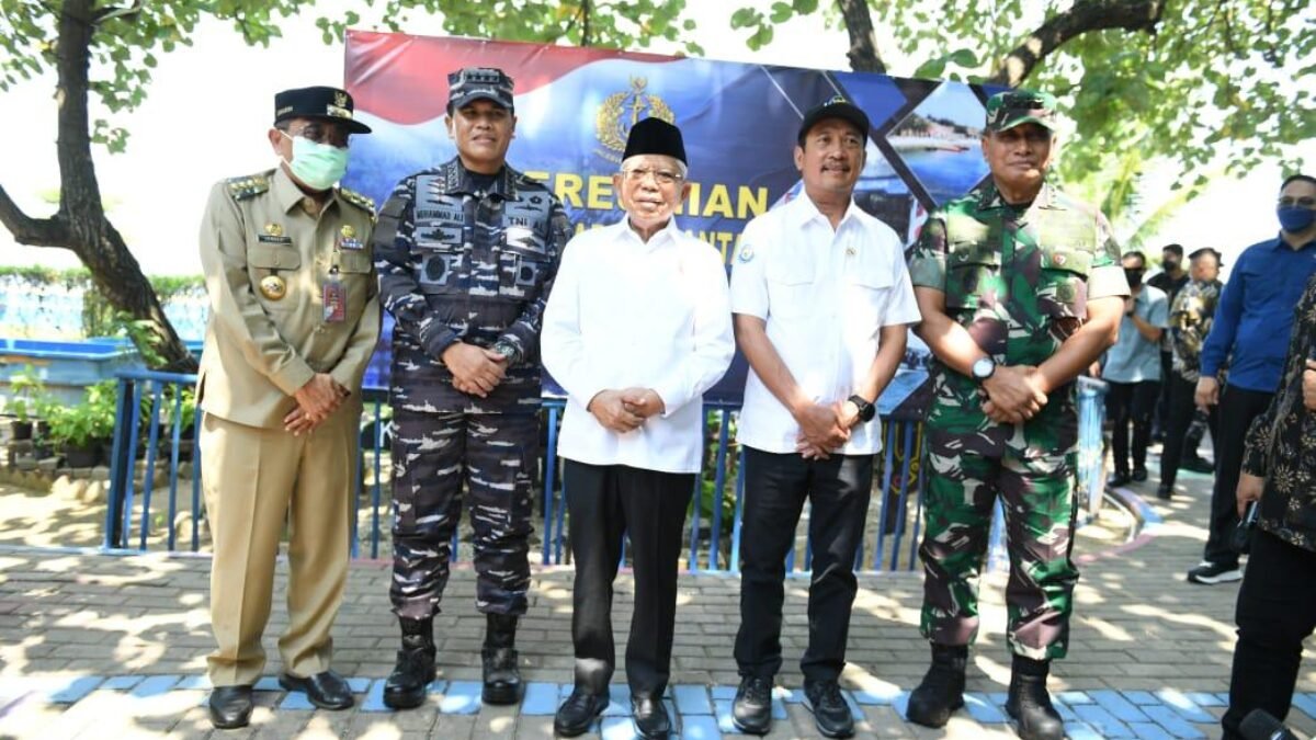 Wapres RI KH. Ma’ruf Amin Dalam Acara Peresmian Kampung Bahari Nusantara Wapres RI KH. Ma’ruf Amin Dalam Acara Peresmian Kampung Bahari Nusantara