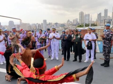 Panglima TNI Saat Bertemu Satgas MTF TNI AL di Libanon