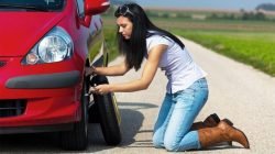 Tips-Mengganti-Ban-Mobil-Sendiri