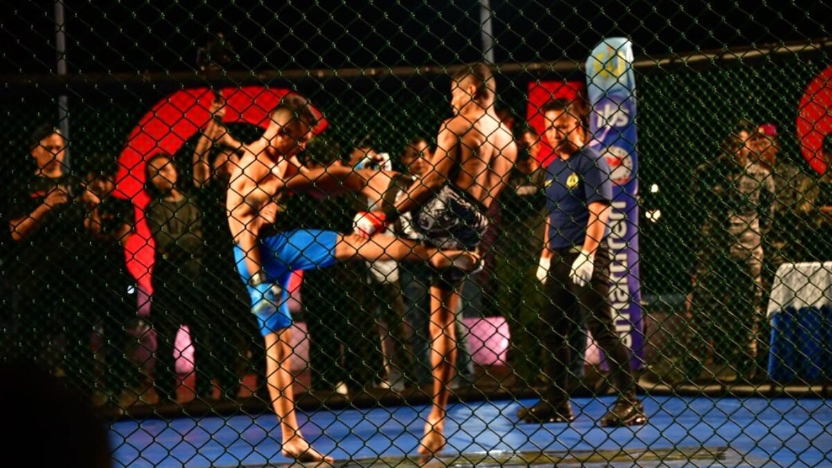 Aksi Bertarung Memukau di Kejuaraan MMA Kasal Cup Selama The 4th MNEK 2023 Makassar Aksi Bertarung Memukau di Kejuaraan MMA Kasal Cup Selama The 4th MNEK 2023 Makassar
