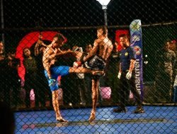 Aksi Bertarung Memukau di Kejuaraan MMA Kasal Cup Selama The 4th MNEK 2023 Makassar