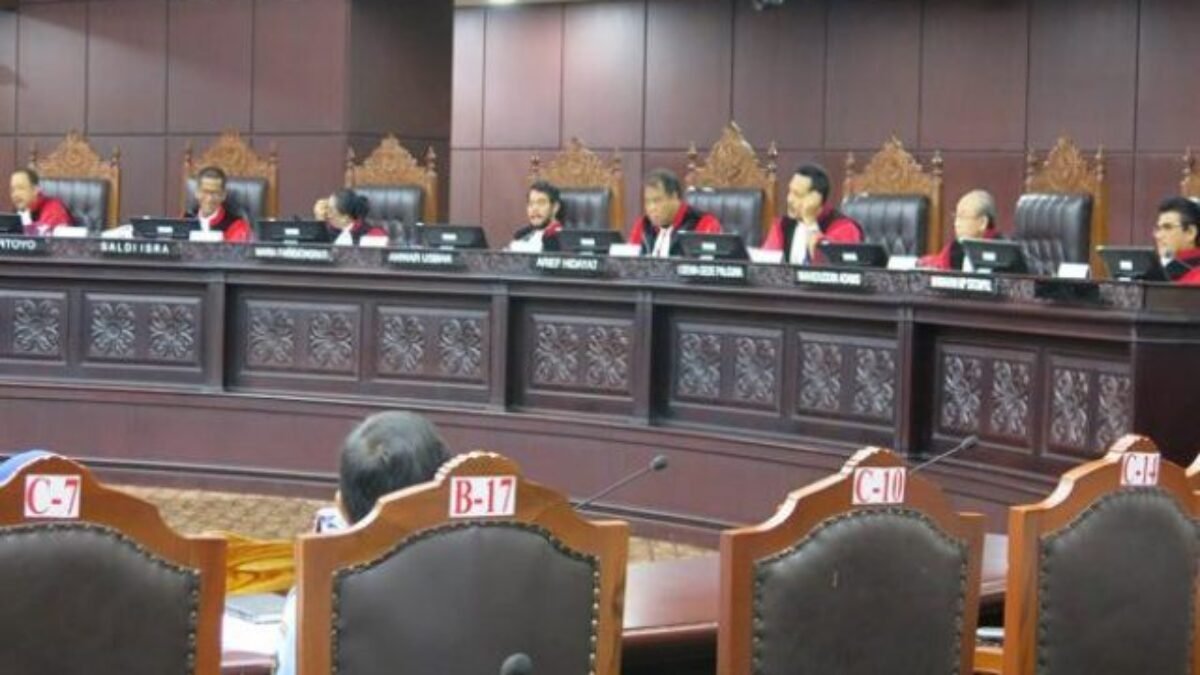 MK Putuskan Pemilu 2024 Tetap Dengan Sistem Terbuka MK Putuskan Pemilu 2024 Tetap Dengan Sistem Terbuka