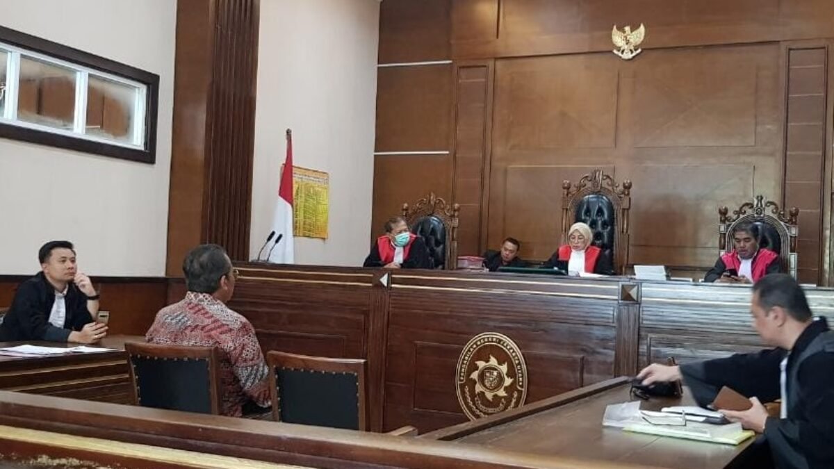 Palu Hakim Untuk Memaksa Penyalah Guna Menjalani Rehabilitasi Bukan Memenjarakan