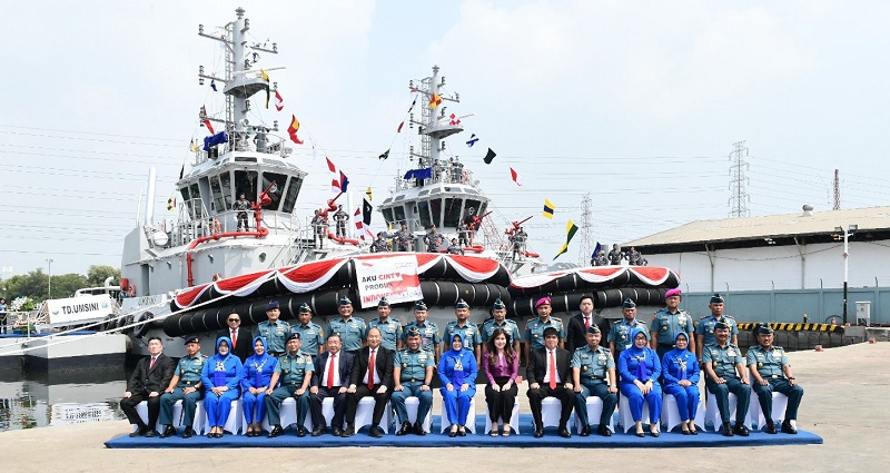 TNI AL Kembali Dilengkapi Dua Kapal Tunda Buatan Anak Bangsa