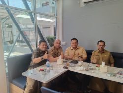 Ngopi Santai dengan Arief M. Edie, Brigjen Pol John Nababan, dan RM Himawan di Amors Kantin IPDN