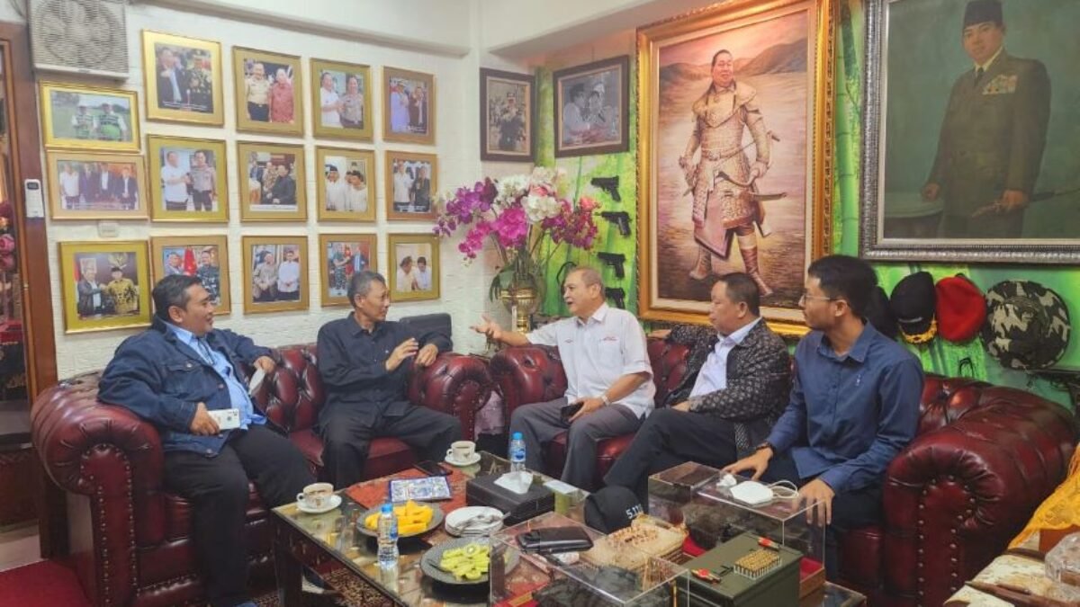 Ini Dia Arah Dukungan Keluarga Besar Panglima Besar Soedirman di Pilpres 2024 Ini Dia Arah Dukungan Keluarga Besar Panglima Besar Soedirman di Pilpres 2024