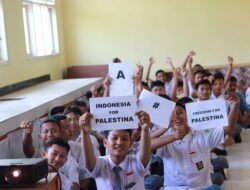 SMAN 1 Cihara Dukung Aksi Kemanusiaan Komunitas Perempuan Indonesia