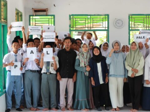 Antusiasme MA Darul Ulum Panyaungan Ikuti Aksi Kemanusiaan yang Diadakan oleh Komunitas Perempuan