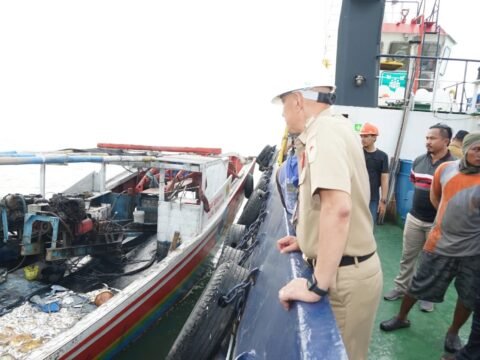Menindaklanjuti Keluhan Nelayan, Pemerintah Bangkalan Intensifkan Patroli Anti Mini Trawl