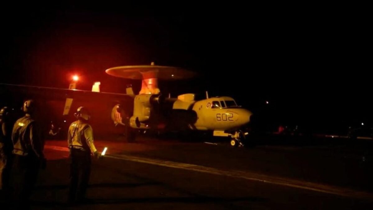 Amerika Serang Yaman dengan Kehebatan 4 Alat Perang Canggih, Simak Detailnya! Amerika Serang Yaman dengan Kehebatan 4 Alat Perang Canggih, Simak Detailnya!