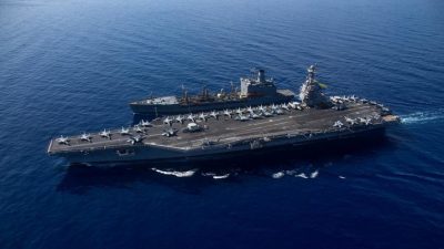 Kapal Induk AS “USS Gerald R. Ford” Muncul di Gurun China: Tiruan untuk Uji Rudal