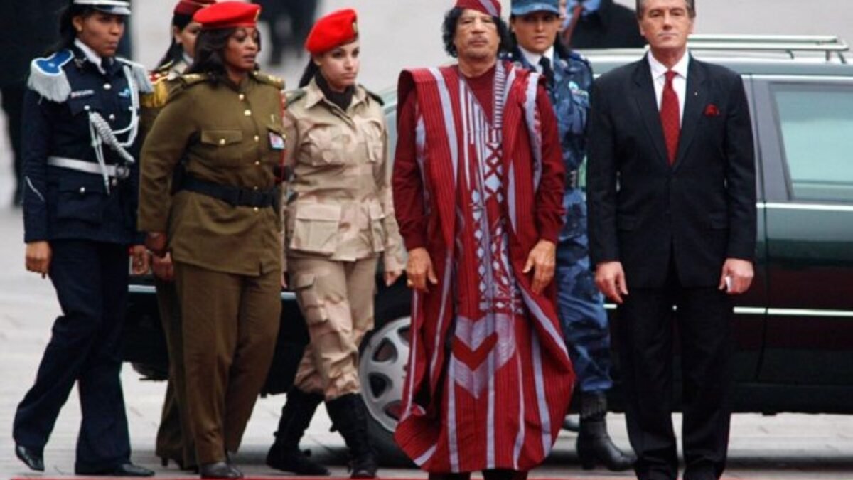 Mengenang Kepemimpinan Kontroversial Muammar Khadafi di Libya