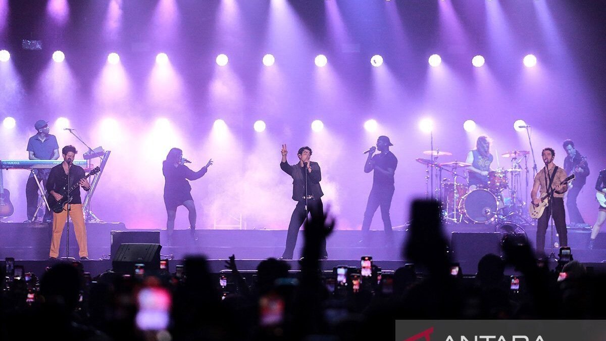 Euforia Penggemar di Konser Jonas  Brothers dan Kisah Gemilang Putri Ariani di ICE BSD
