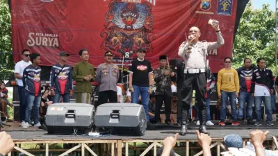 Pj Bupati Bangkalan Rolling Thunder Di Perayaan Anniversary Sewindu RX-King Bangkalan