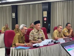 Capaian Kinerja Triwulan II Pj. Bupati Bangkalan Disampaikan Langsung kepada Tim Evaluasi Kemendagri