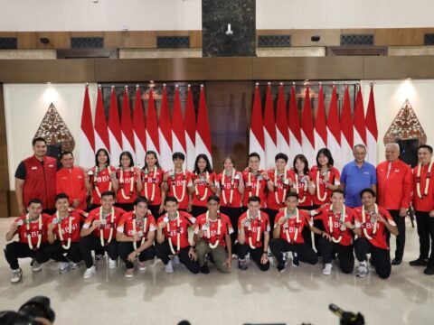 BNI Sambut Kepulangan Tim Thomas dan Uber Indonesia ke Tanah Air BNI Sambut Kepulangan Tim Thomas dan Uber Indonesia ke Tanah Air