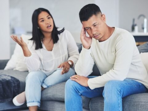 Tanda di Balik Anda Cemburu Dahsyat dengan Pasangan: Apakah Ini Wajar atau Ada yang Salah?