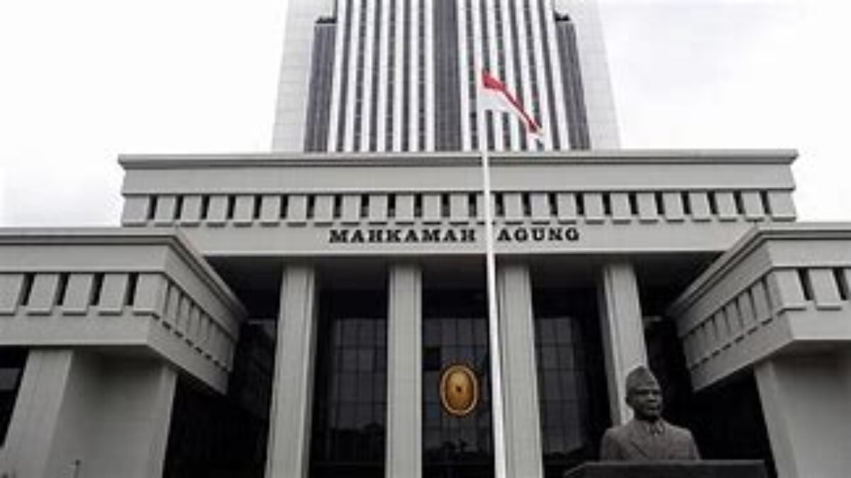 Hoax Berita Dibalik Sidang Paripurna Khusus Pemilihan Ketua Mahkamah Agung Hoax Berita Dibalik Sidang Paripurna Khusus Pemilihan Ketua Mahkamah Agung