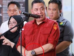 Dirsidik Jampidsus Abdul Qohar Klarifikasi JamTangan Harganya Rp 4 juta