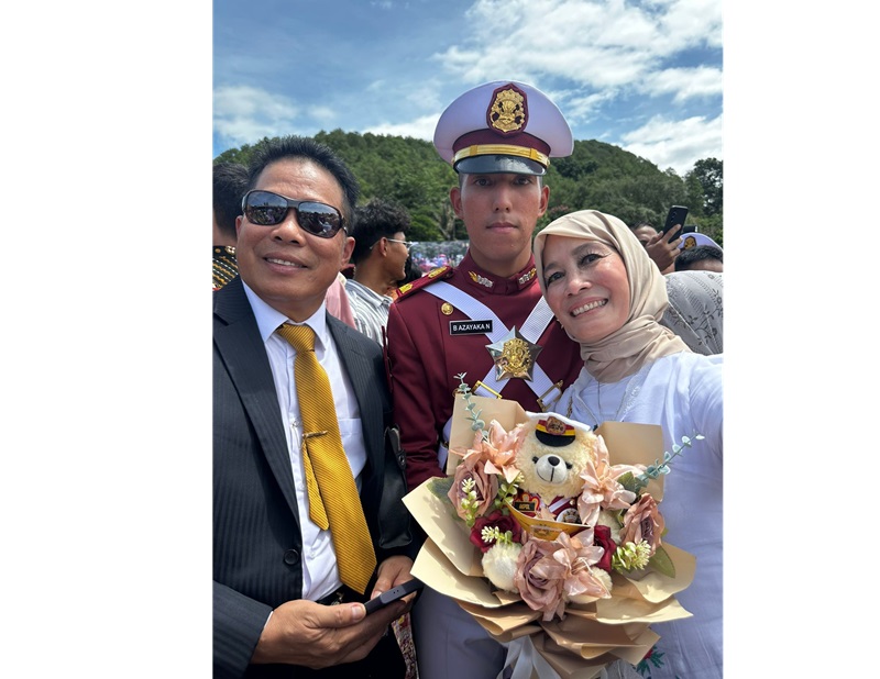 Wisuda Jurit Haru dan Tangis Orang Tua Wisudawan