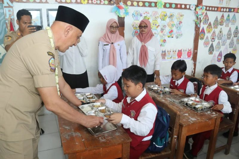 Program Makan Bergizi Gratis (MBG) Mulai Berjalan di Kabupaten Bangkalan