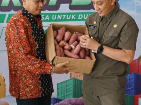 Kabupaten Bangkalan Resmi Ekspor Perdana Ubi-Ubian ke Pasar Internasional