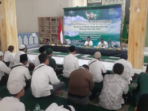 LTM PWNU Jakarta Gelar Aksi Bersih Masjid dan Penanaman Pohon Menyambut Ramadan