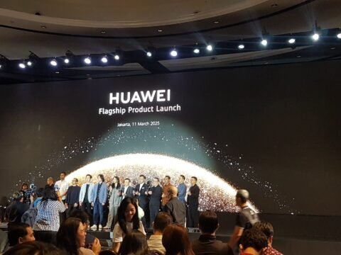 Smartphone Lipat Paling Tangguh? HUAWEI Mate X6 Jawabannya! Segera Miliki Sekarang