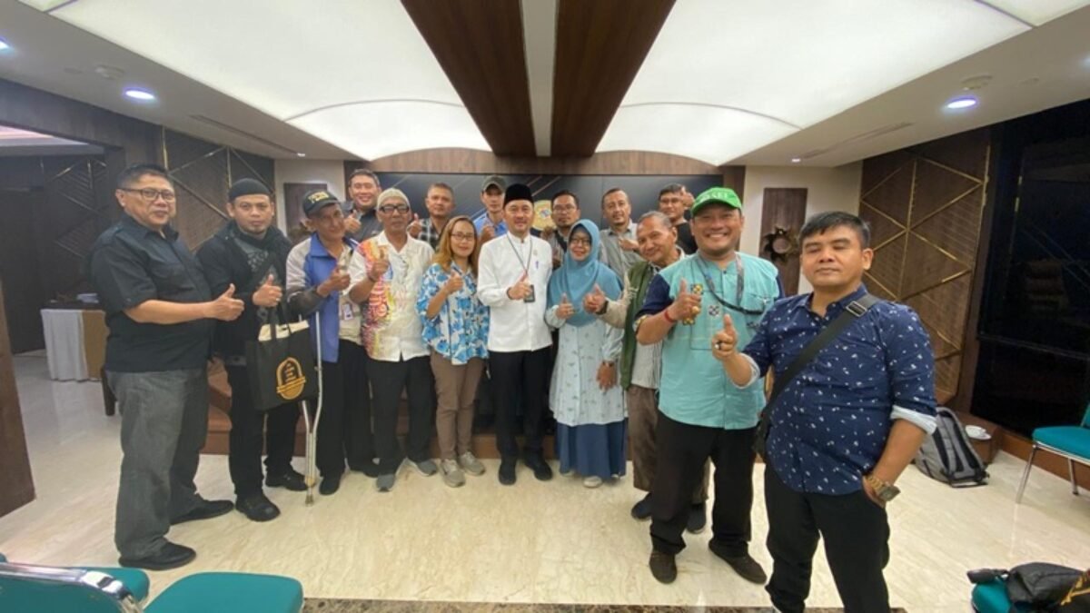 Buka Puasa Ramadhan Bersama Rekan Media Forsimema di Media Center Mahkamah Agung Buka Puasa Ramadhan Bersama Rekan Media Forsimema di Media Center Mahkamah Agung
