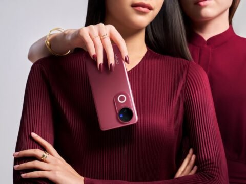 vivo Konfirmasi Peluncuran V50 di Indonesia: Desain Elegan dan Warna “Harmony Red” Sambut Ramadan