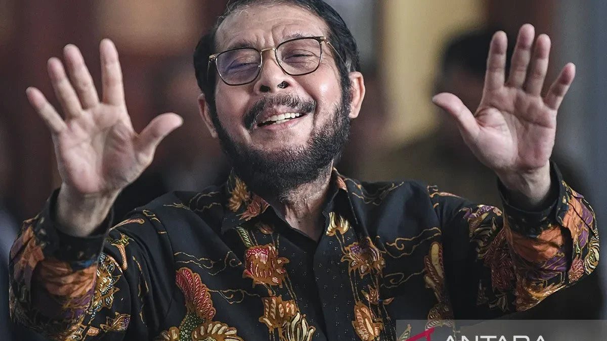Anwar Usman Singgung ‘Kotak Pandora’ di Tengah Desakan Mundur Gibran