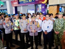 Kapolri Diperintah Langsung Prabowo Usut Tuntas Penyerangan Andrie Yunus