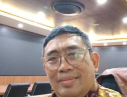 Negeri yang Bertengkar dengan Bayangannya, Oleh: SS Budi Raharjo MM (Pengamat Sosial)