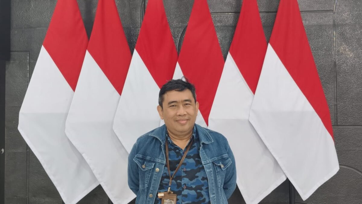Orang Bijak Tidak Tergesa, Tapi Tidak Berhenti Melangkah, oleh: Jojo Media Coach Orang Bijak Tidak Tergesa, Tapi Tidak Berhenti Melangkah, oleh: Jojo Media Coach