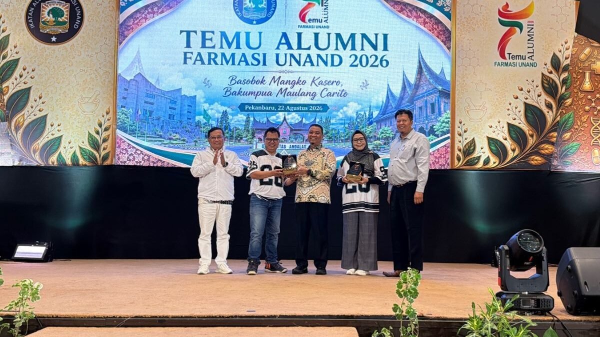 Ratusan Alumni Farmasi Unand Kumpul di Pekanbaru, Gelar Mubes VI IKA Ratusan Alumni Farmasi Unand Kumpul di Pekanbaru, Gelar Mubes VI IKA