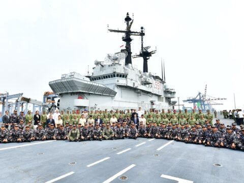 Kapal ITS Giuseppe Garibaldi Resmi Tiba Di Jakarta Kapal ITS Giuseppe Garibaldi Resmi Tiba Di Jakarta