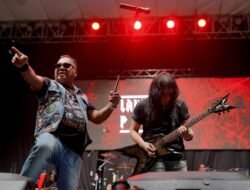 Lawang Pitu dan Pertemuan Generasi Rock di Kota Tembakau Lawang Pitu dan Pertemuan Generasi Rock di Kota Tembakau